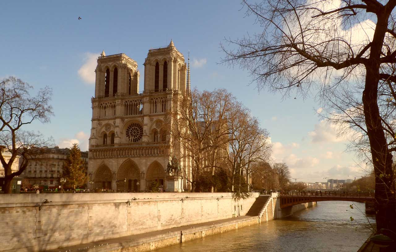 Imprescindibles de Paris viajes, Catedral de Notre Dame
